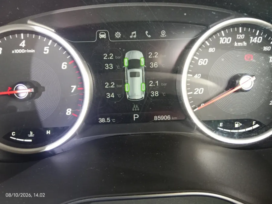 Foto Mobil Bekas Odometer Wuling Cortez 1.5 L T Lux tahun 2019